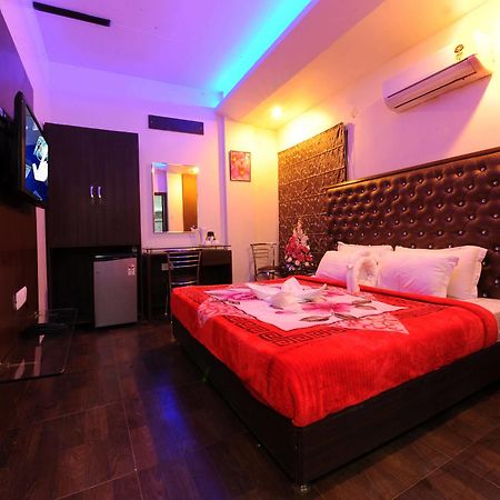 Hotel Pearl Inn & Suites 阿姆利则 外观 照片