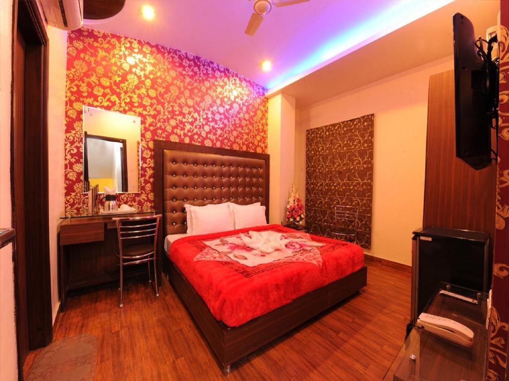 Hotel Pearl Inn & Suites 阿姆利则 外观 照片